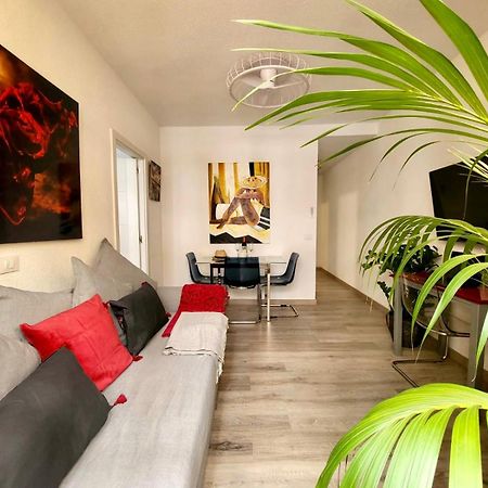 2 Bedrooms Flat 50 Mts Away From Las Canteras Beach لاس بالماس دي غران كاناريا المظهر الخارجي الصورة