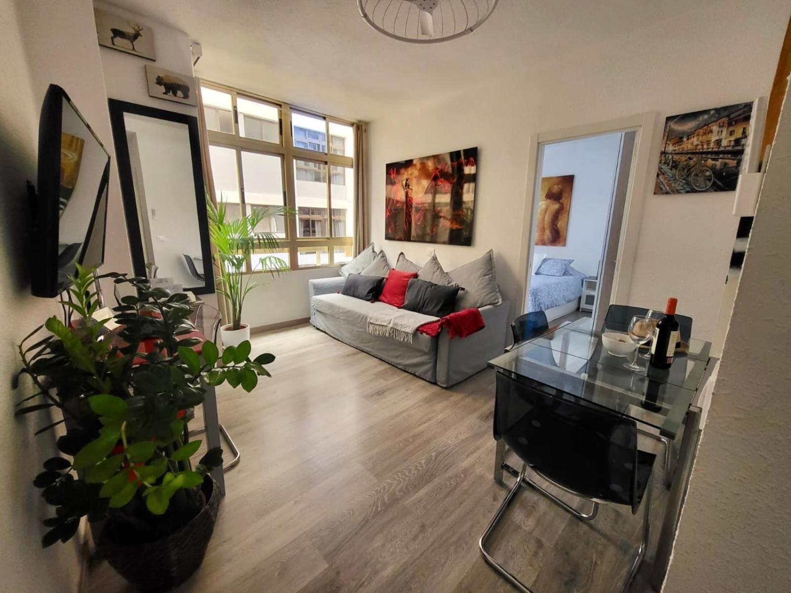 2 Bedrooms Flat 50 Mts Away From Las Canteras Beach لاس بالماس دي غران كاناريا المظهر الخارجي الصورة