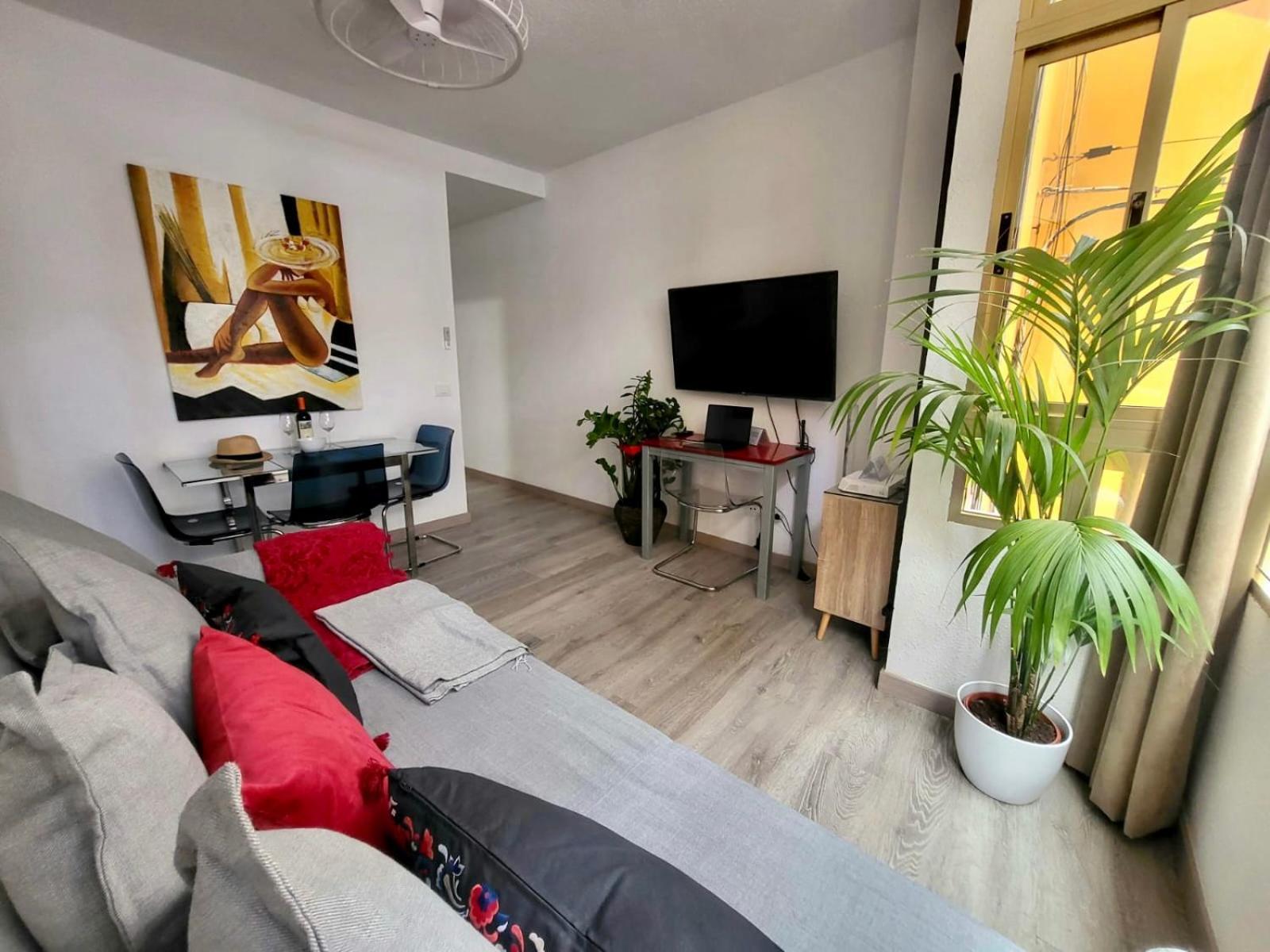 2 Bedrooms Flat 50 Mts Away From Las Canteras Beach لاس بالماس دي غران كاناريا المظهر الخارجي الصورة