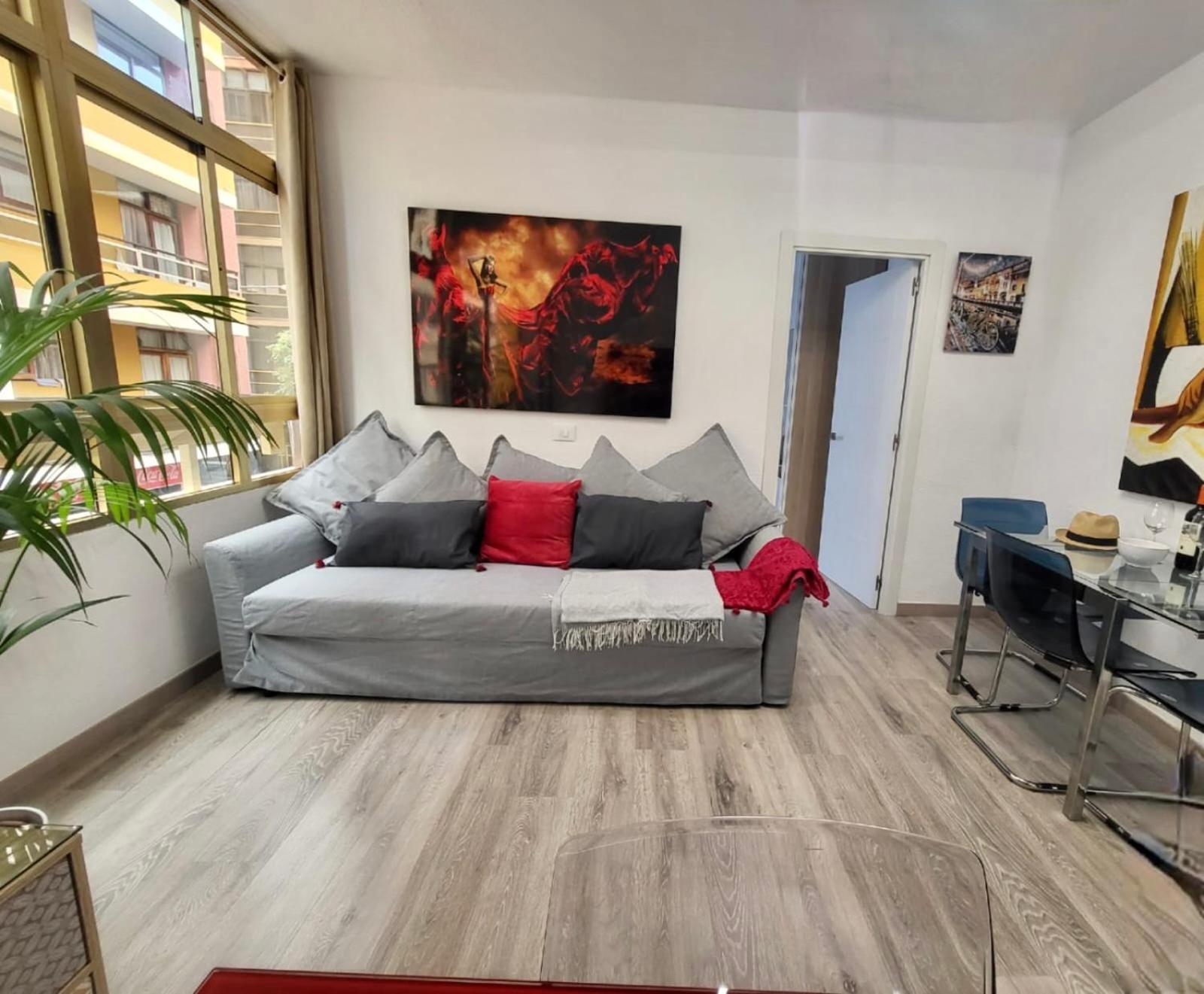 2 Bedrooms Flat 50 Mts Away From Las Canteras Beach لاس بالماس دي غران كاناريا المظهر الخارجي الصورة